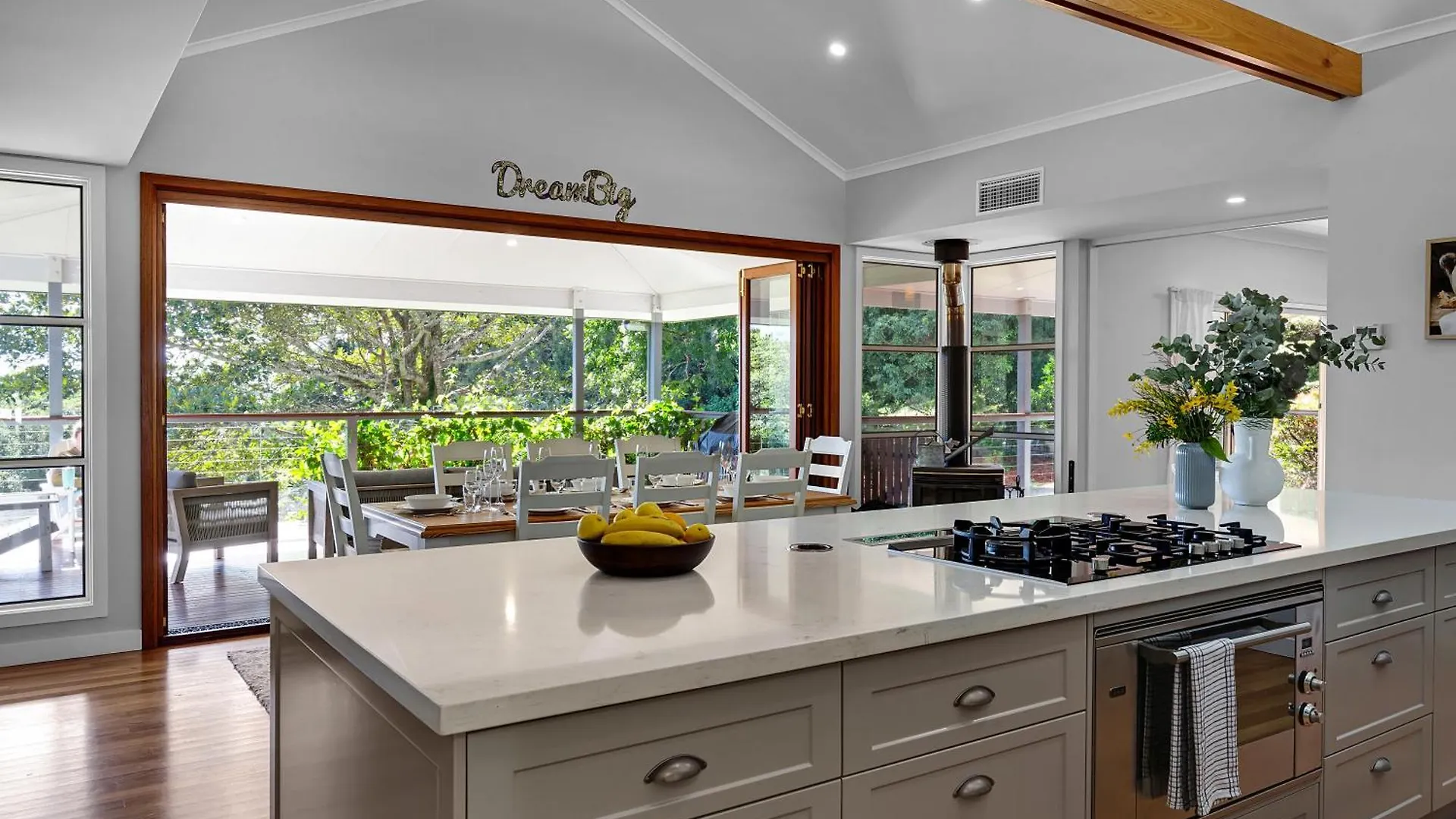 Gardners Ridge Estate Villa Maleny